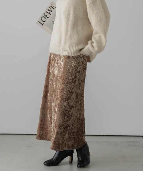 La-gemme（ラジェム）の「クラッシュベロアスカート（スカート・レディース・ブラウン/ベージュ/グレー・フリー）」の11枚目の写真