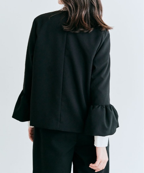 kirakiraShop(キラキラショップ)の「OUI CLASSY ノーカラー フレア スリーブ ジャケット(ノーカラージャケット・レディース・ネイビー/チャコール/ブラック・S/M/L)」の15枚目の写真