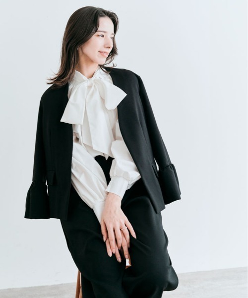 kirakiraShop(キラキラショップ)の「OUI CLASSY ノーカラー フレア スリーブ ジャケット(ノーカラージャケット・レディース・ネイビー/チャコール/ブラック・S/M/L)」の16枚目の写真
