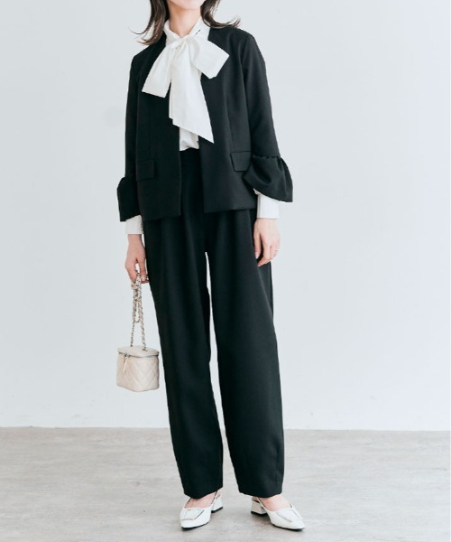 kirakiraShop(キラキラショップ)の「OUI CLASSY ノーカラー フレア スリーブ ジャケット(ノーカラージャケット・レディース・ネイビー/チャコール/ブラック・S/M/L)」の6枚目の写真