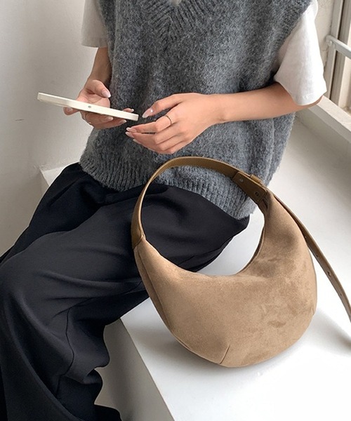 セール】ハーフムーンワンハンドルバッグ/ロングベルトスエード