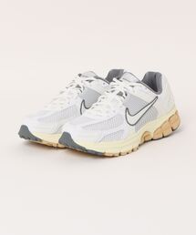 NIKE ナイキ W ZOOM VOMERO 5 ウィメンズ ズーム ボメロ 5 WFJ2028 101SMTWHT/SMTWH