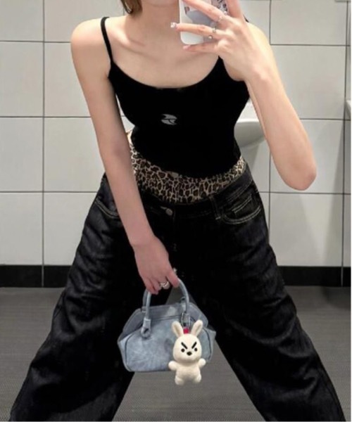 lilful（リルフル）の「ダブルウエスト レオパード柄 ワイドデニムパンツ フェイクレイヤード（デニムパンツ・レディース・ブラック・S/M/L）」の4枚目の写真