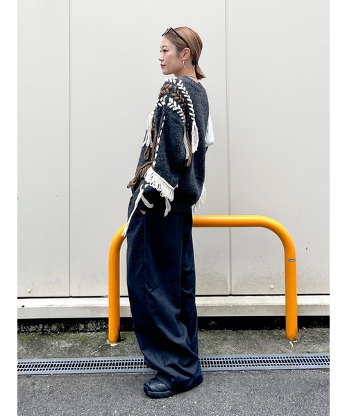 Ungrid(アングリッド)の「カットオフデザインラフ起毛タックパンツ(その他パンツ・レディース・チャコールグレー/ベージュ・SMALL/MEDIUM)」の4枚目の写真