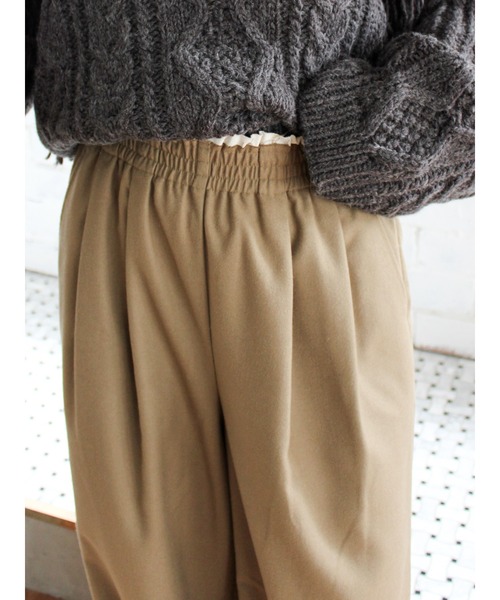 Ungrid(アングリッド)の「カットオフデザインラフ起毛タックパンツ(その他パンツ・レディース・チャコールグレー/ベージュ・SMALL/MEDIUM)」の16枚目の写真