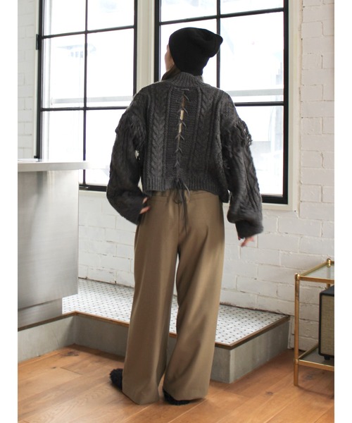 Ungrid(アングリッド)の「カットオフデザインラフ起毛タックパンツ(その他パンツ・レディース・チャコールグレー/ベージュ・SMALL/MEDIUM)」の20枚目の写真