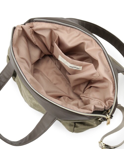 SHOO・LA・RUE（シューラルー）の「◆【2WAY】シャイニーくしゅくしゅトートバッグ（トートバッグ・レディース・シルバー/ダークブラウン/グレー/ブラック・00）」の13枚目の写真