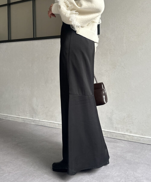 Thevon(ゼボン)の「サテンマーメイドスカート(スカート・レディース・ブラック/ベージュ/イエロー・S/M)」の6枚目の写真