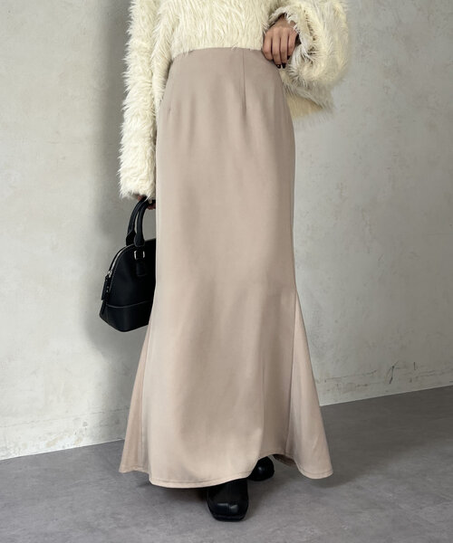 Thevon(ゼボン)の「サテンマーメイドスカート(スカート・レディース・ブラック/ベージュ/イエロー・S/M)」の17枚目の写真