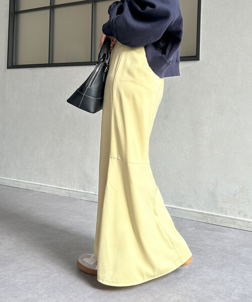Thevon(ゼボン)の「サテンマーメイドスカート(スカート・レディース・ブラック/ベージュ/イエロー・S/M)」の8枚目の写真