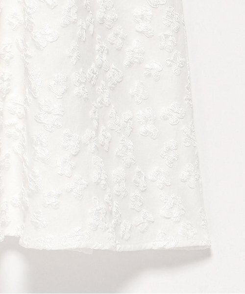 LUKU nari(ルクナーリ)の「花ジャガードキャミワンピース(ワンピース・レディース・オフホワイト/ブラック・F)」の19枚目の写真