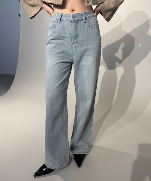 FUULLY STUDIO(フーリィーステューディオ)の「ジャガードワイドデニムパンツ(デニムパンツ・レディース・ブルー/ライトブルー・LARGE/MEDIUM/SMALL)」の3枚目の写真