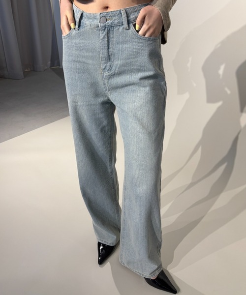 FUULLY STUDIO(フーリィーステューディオ)の「ジャガードワイドデニムパンツ(デニムパンツ・レディース・ブルー/ライトブルー・LARGE/MEDIUM/SMALL)」の5枚目の写真