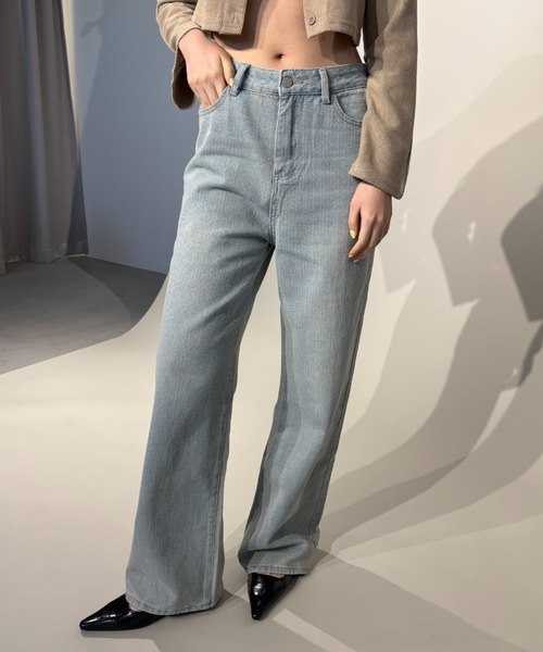 FUULLY STUDIO(フーリィーステューディオ)の「ジャガードワイドデニムパンツ(デニムパンツ・レディース・ブルー/ライトブルー・LARGE/MEDIUM/SMALL)」の6枚目の写真