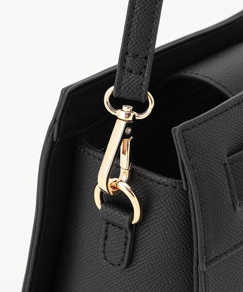 専用デザイン ショルダーバッグ ベルトデザインスクエアショルダーバッグ（ショルダーバッグ