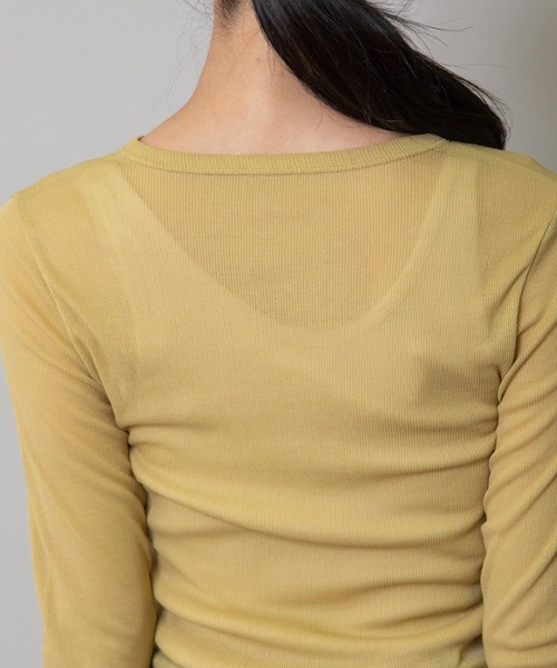 Munich（ミューニック）の「シアーリブクルーネックプルオーバー（Tシャツ/カットソー・レディース・ブラウン/ブラック/オフホワイト/マスタード/チャコールグレー・FREE）」の15枚目の写真