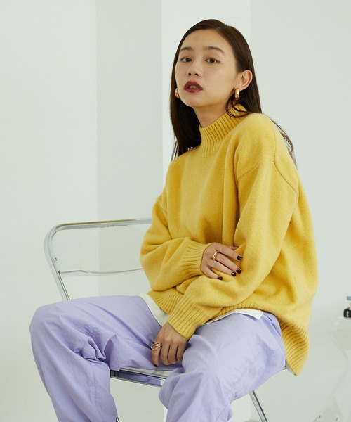 MISCH MASCH(ミッシュマッシュ)の「バックスリットニットプルオーバー MO33N03(ニット/セーター・レディース・ブラック/ブルー/ブラック×ホワイト/ホワイト/イエロー・フリ-)」の12枚目の写真
