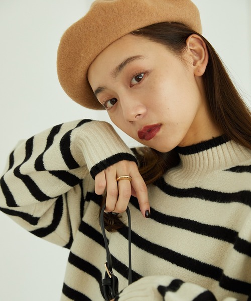 MISCH MASCH(ミッシュマッシュ)の「バックスリットニットプルオーバー MO33N03(ニット/セーター・レディース・ブラック/ブルー/ブラック×ホワイト/ホワイト/イエロー・フリ-)」の14枚目の写真