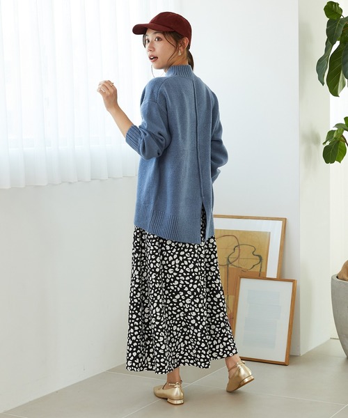 MISCH MASCH(ミッシュマッシュ)の「バックスリットニットプルオーバー MO33N03(ニット/セーター・レディース・ブラック/ブルー/ブラック×ホワイト/ホワイト/イエロー・フリ-)」の20枚目の写真
