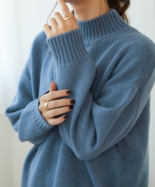 MISCH MASCH(ミッシュマッシュ)の「バックスリットニットプルオーバー MO33N03(ニット/セーター・レディース・ブラック/ブルー/ブラック×ホワイト/ホワイト/イエロー・フリ-)」の11枚目の写真