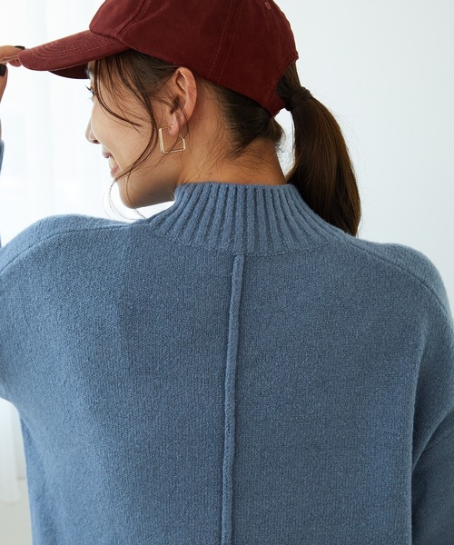 MISCH MASCH(ミッシュマッシュ)の「バックスリットニットプルオーバー MO33N03(ニット/セーター・レディース・ブラック/ブルー/ブラック×ホワイト/ホワイト/イエロー・フリ-)」の9枚目の写真