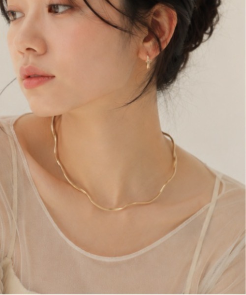 rae（レイ）の「【rae】wave choker /ウェーブチョーカー（チョーカー・レディース・シルバー/ゴールド・FREE）」の2枚目の写真