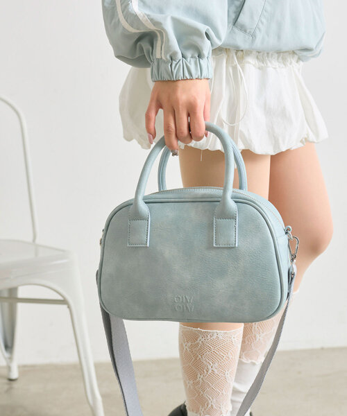 アイボリー エンボス ハンドバッグ 中型 Chico（チコ）の「配色エンボスボストンバッグ（ボストンバッグ）」 - WEAR