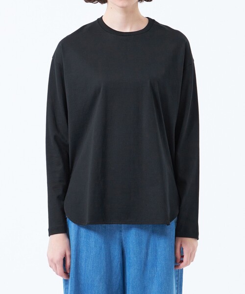 MACKINTOSH PHILOSOPHY(マッキントッシュ フィロソフィー)の「ラウンドヘムロンT(Tシャツ/カットソー・レディース・ブラック/オフホワイト・38)」の4枚目の写真