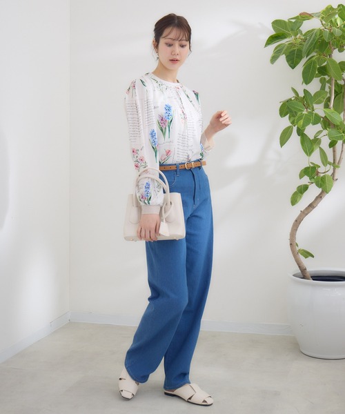 KATHARINE ROSS(キャサリンロス)の「【KATHARINE ROSS】 KITTE PRINT -切手プリント- ブラウス(シャツ/ブラウス・レディース・アイボリー/ライトブルー・MEDIUM)」の5枚目の写真