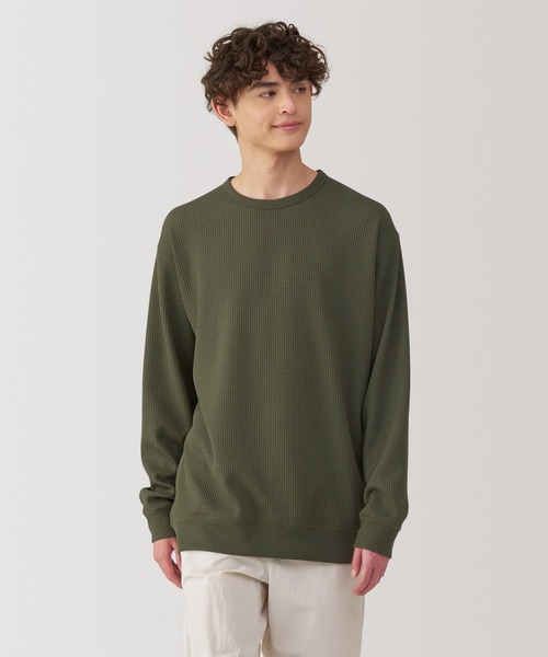 無印良品(ムジルシリョウヒン)の「紳士 UVカット乾きやすいワッフルクルーネック長袖Tシャツ(Tシャツ/カットソー・メンズ・オフホワイト/サンドベージュ/ブラック/ダークネイビー/カーキ系・S/M/L/XL)」の4枚目の写真
