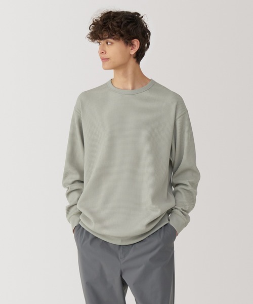無印良品(ムジルシリョウヒン)の「紳士 UVカット乾きやすいワッフルクルーネック長袖Tシャツ(Tシャツ/カットソー・メンズ・オフホワイト/サンドベージュ/ブラック/ダークネイビー/カーキ系・S/M/L/XL)」の3枚目の写真