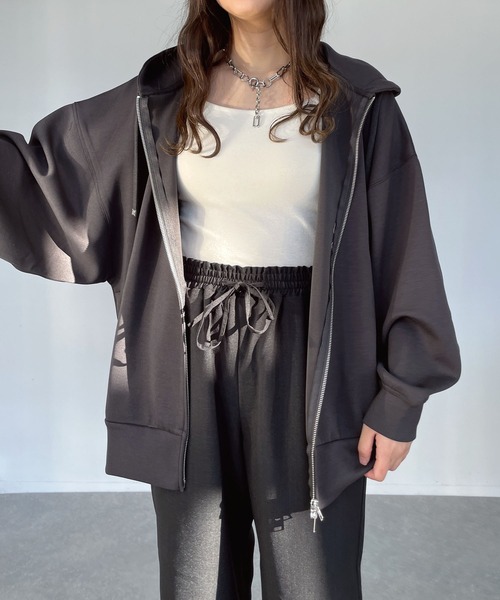 AS KNOW AS plus(アズノゥアズプラス)の「●ダンボールジップパーカー(パーカー・レディース・チャコールグレー/オフホワイト/ブルー/オートミール/杢グレー・FREE)」の13枚目の写真