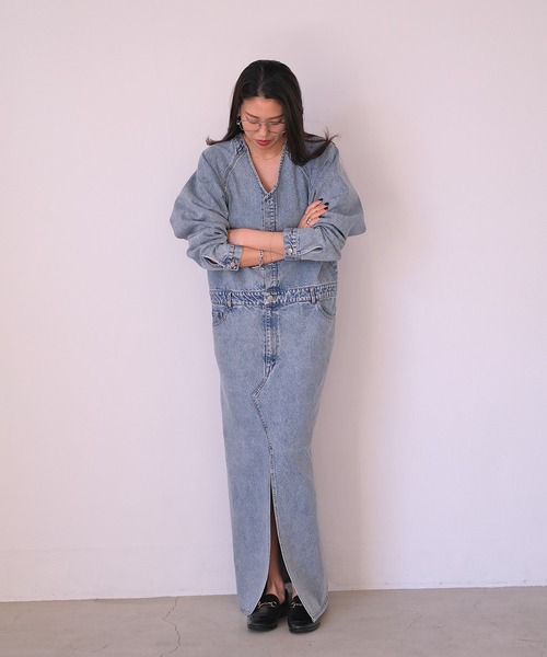 AKTE Vネックデニムドレス ライトブルー Vネックデニムドレス | AKTE