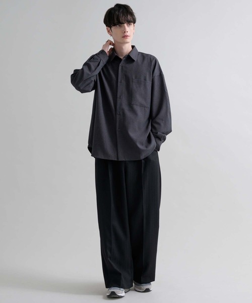 epnok(エプノック)の「ルーズベーシックレギュラーカラーシャツ(シャツ/ブラウス・メンズ・ブラック系1/グレー系1/グレー系2/ブラック/オフホワイト/チャコールグレー・SMALL/MEDIUM/LARGE)」の20枚目の写真