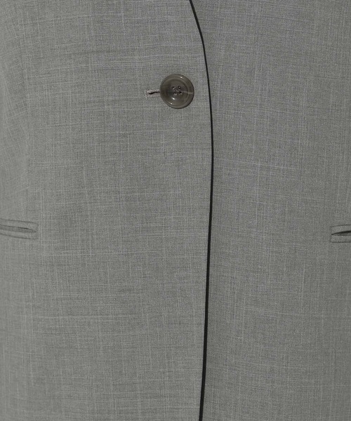 Elura(エルーラ)の「映えラクノーカラージャケット/292398(ノーカラージャケット・レディース・ネイビー/ライトグレー・LARGE/MEDIUM)」の5枚目の写真