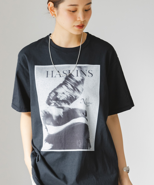 Couture d'adam(クチュールドアダム)の「COUTURE D'ADAM/クチュール ド アダム SamHaskins T-shirt(ブラック)(Tシャツ/カットソー・レディース・ブラック・38)」の3枚目の写真