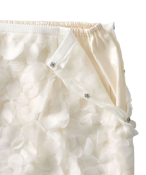 DRESSLAVE(ドレスレイブ)の「3D dot tulle midi skirt(3Dドットチュールミディ丈スカート)(スカート・レディース・ホワイト/ブラック・38)」の15枚目の写真