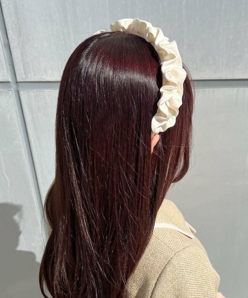 F i.n.t(フィント)の「ホイップギャザーサテンカチューシャ/fint フィント(カチューシャ・レディース・アイボリー/ブルーグレー・FREE)」の1枚目の写真