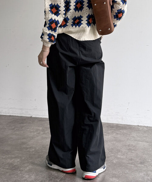 CPCM（シーピーシーエム）の「冷感タックワイドパンツ（その他パンツ・レディース・グレー/ブラック/アイボリー/ベージュ・MEDIUM/SMALL/LARGE）」の14枚目の写真