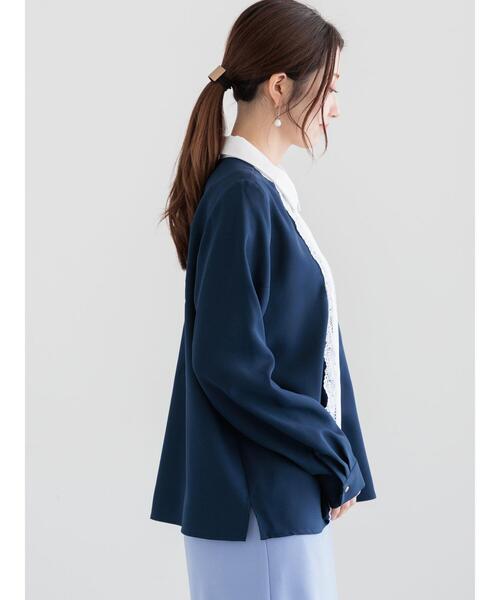 Te chichi（テチチ）の「スカラップレースシャツブラウス（シャツ/ブラウス・レディース・グレー/オフホワイト/ネイビー・F）」の7枚目の写真