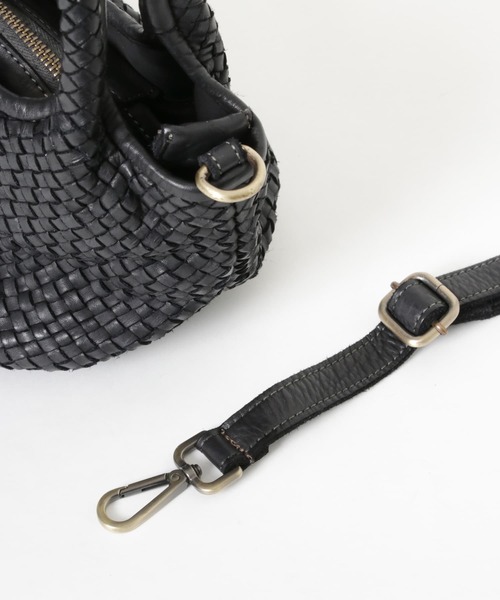 URBAN RESEARCH（アーバンリサーチ）の「メッシュ編みレザートートバッグ（トートバッグ・レディース・ブラック・-）」の3枚目の写真