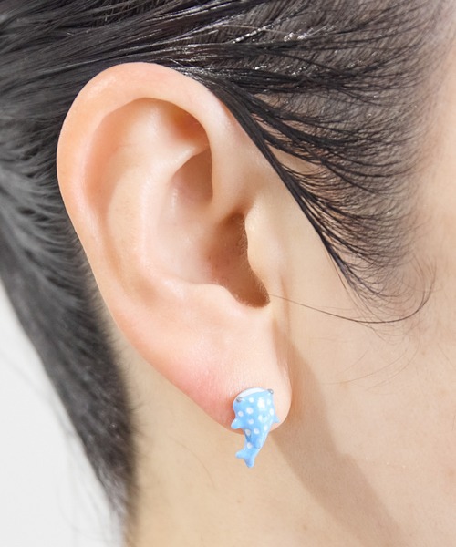 gargle(ガーグル)の「gargle ガーグル:海の生き物シリーズ ジンベイザメ ピアス(ピアス(両耳用)・レディース・ブルー・FREE)」の3枚目の写真