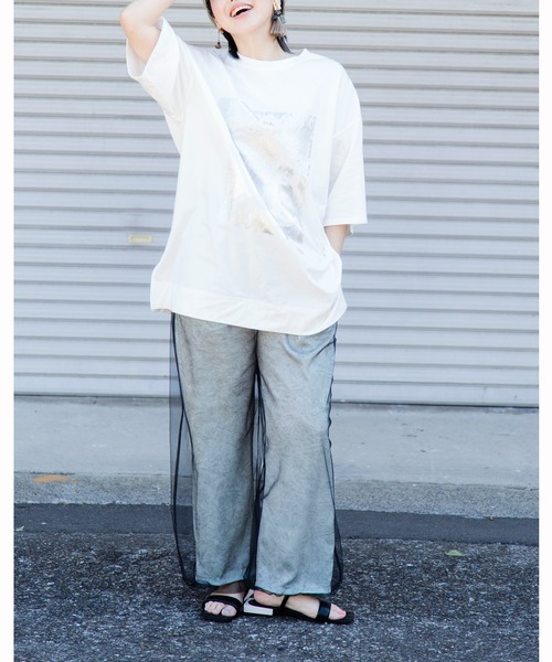 OSMOSIS（オズモーシス）の「箔ﾌﾟﾘﾝﾄTｼｬﾂ（Tシャツ/カットソー・レディース・ホワイト/ブラック/チャコール・ONE SIZE）」の21枚目の写真