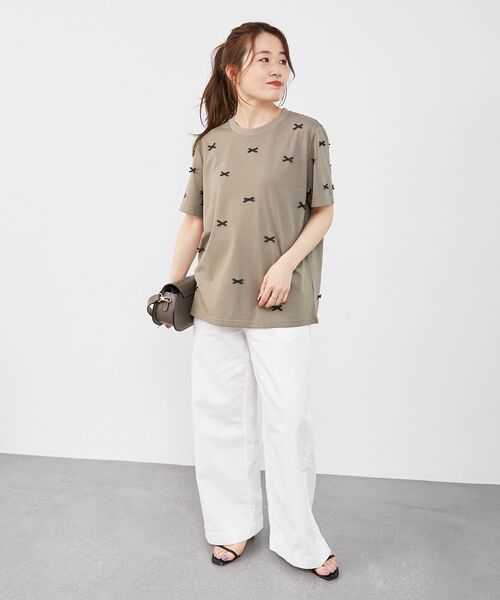 le.coeur blanc(ルクールブラン)の「《軽めな素材で夏も快適》ライトオンスデニムワイドパンツ(デニムパンツ・レディース・ホワイト/サックスブルー・36/38)」の3枚目の写真