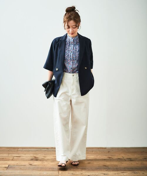 le.coeur blanc(ルクールブラン)の「《軽めな素材で夏も快適》ライトオンスデニムワイドパンツ(デニムパンツ・レディース・ホワイト/サックスブルー・36/38)」の9枚目の写真