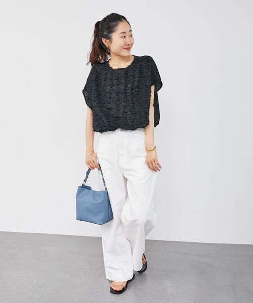 le.coeur blanc(ルクールブラン)の「《軽めな素材で夏も快適》ライトオンスデニムワイドパンツ(デニムパンツ・レディース・ホワイト/サックスブルー・36/38)」の20枚目の写真