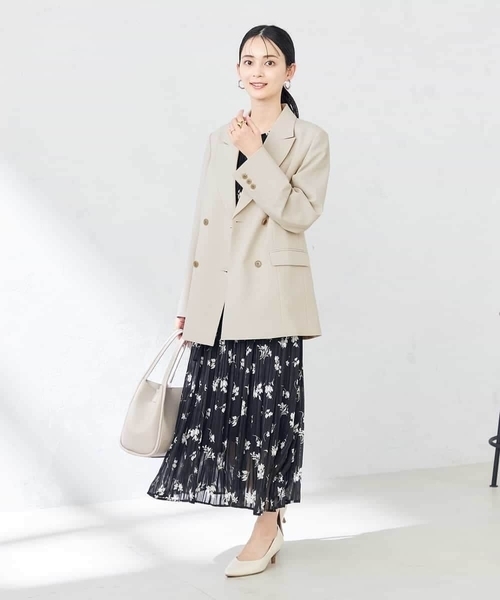 a.v.v(アーヴェヴェ)の「【洗える/ストレッチ/UVカット】麻調ストレッチダブルブレストジャケット(テーラードジャケット・レディース・グレー/ベージュ/ネイビー・40/38/36/42/34)」の20枚目の写真