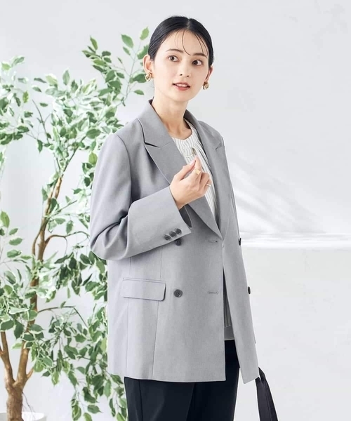 a.v.v(アーヴェヴェ)の「【洗える/ストレッチ/UVカット】麻調ストレッチダブルブレストジャケット(テーラードジャケット・レディース・グレー/ベージュ/ネイビー・40/38/36/42/34)」の19枚目の写真