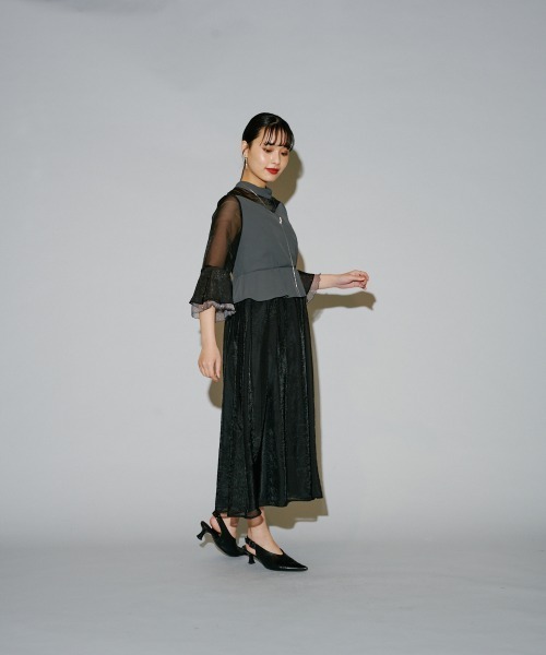 terrace(テラス)の「デコルテシアーワンピース(ドレス・レディース・ベージュ/ブラック/チャコールグレー・MEDIUM)」の17枚目の写真
