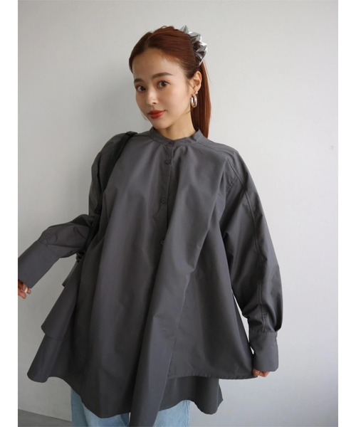 TRUNC（トランクエイティーエイト）の「Side Flare Big Shirts（シャツ/ブラウス・レディース・オフホワイト/チャコールグレー・FREE）」の2枚目の写真